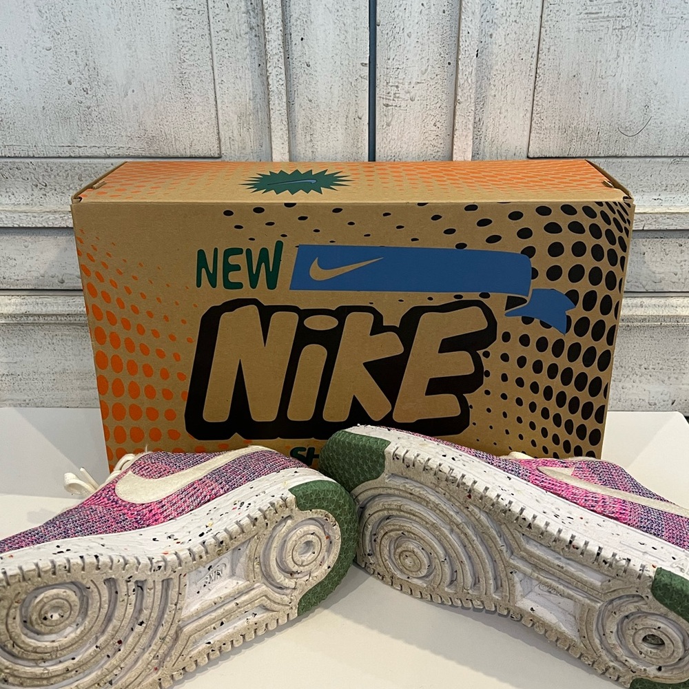 Nike Women's Airforce 1 Crater Low Flyknit Sneakers: Pink, Fuchsia/purple,White - Picture 5 of 5
